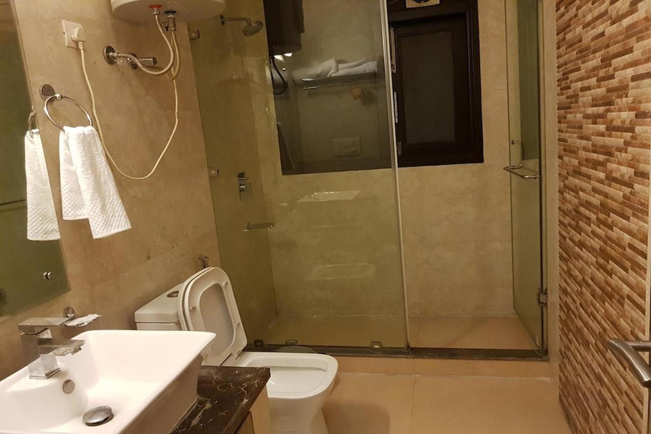 Greenleaf Apartment And Suites, Kalkaji Yeni Delhi Dış mekan fotoğraf